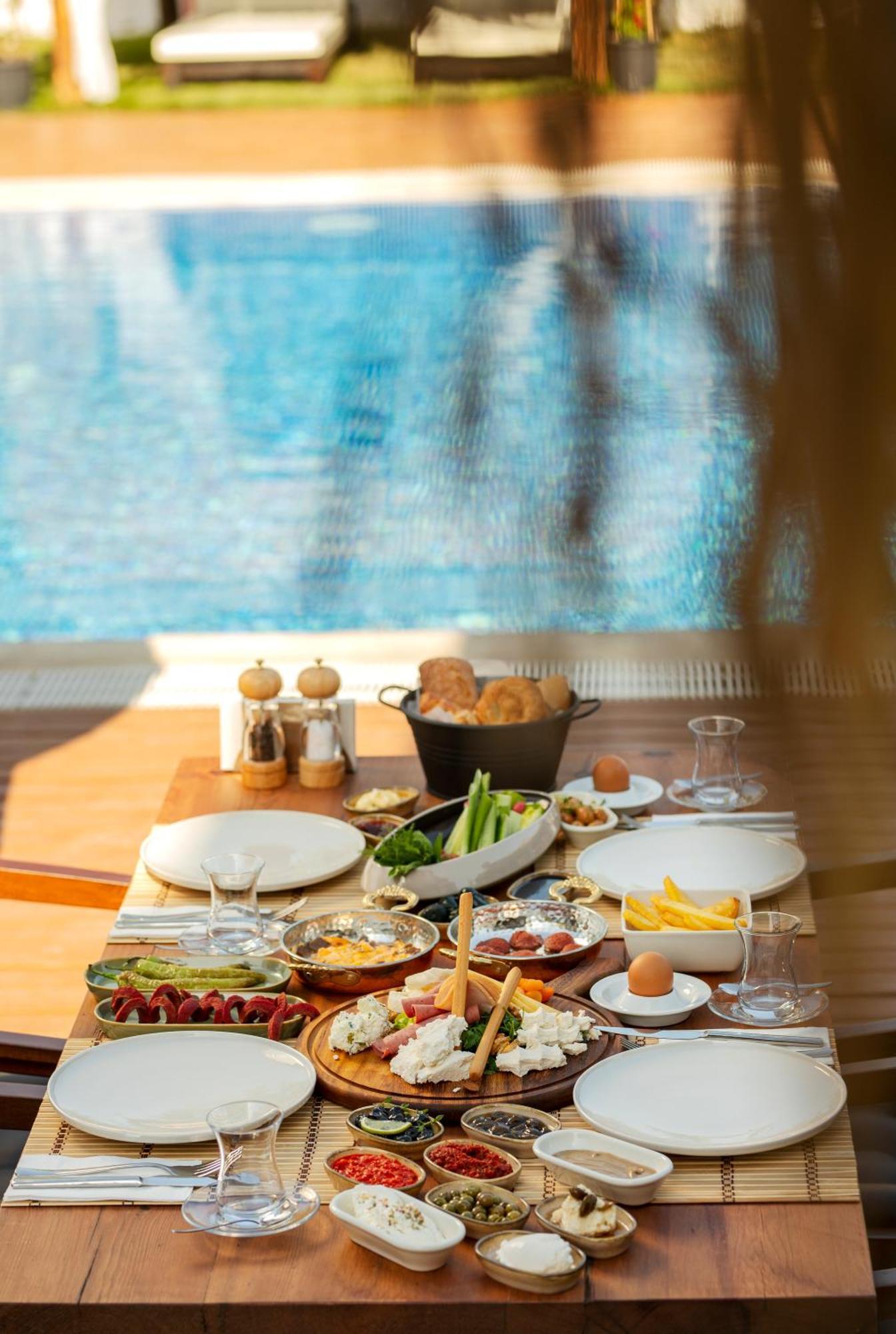 Albeon Luxury Hotel - アラカティ エクステリア 写真