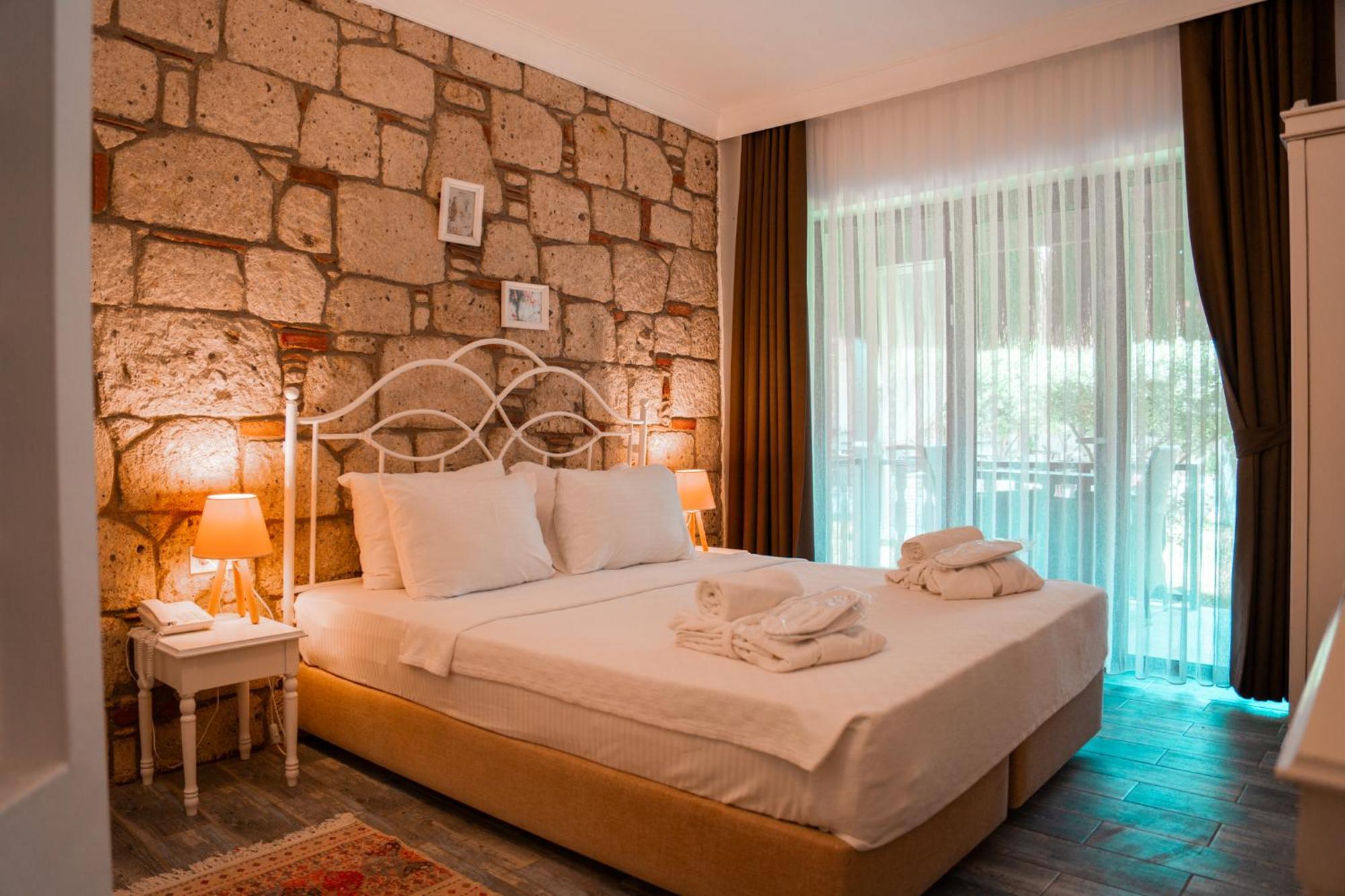 Albeon Luxury Hotel - アラカティ エクステリア 写真