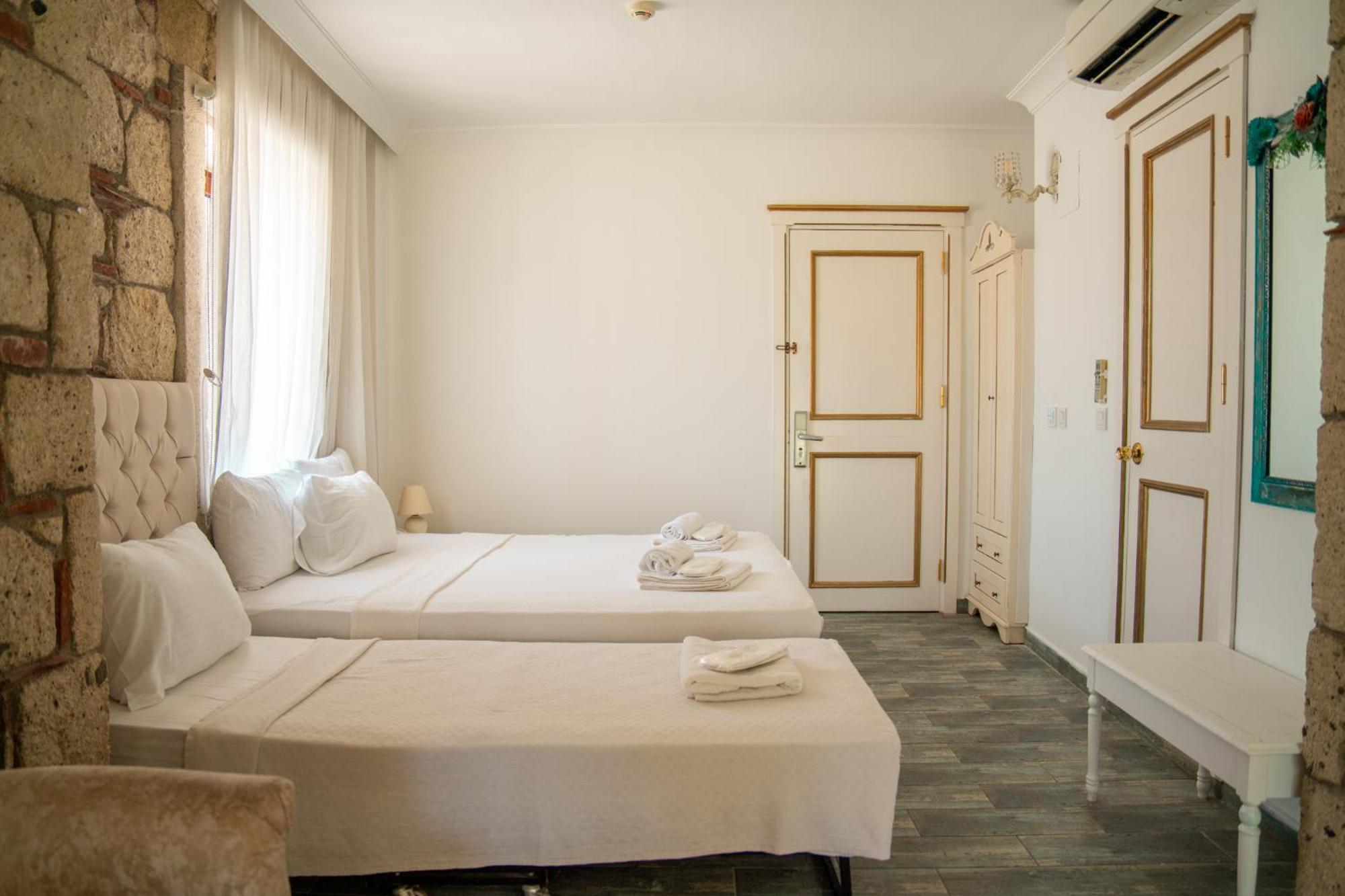 Albeon Luxury Hotel - アラカティ エクステリア 写真