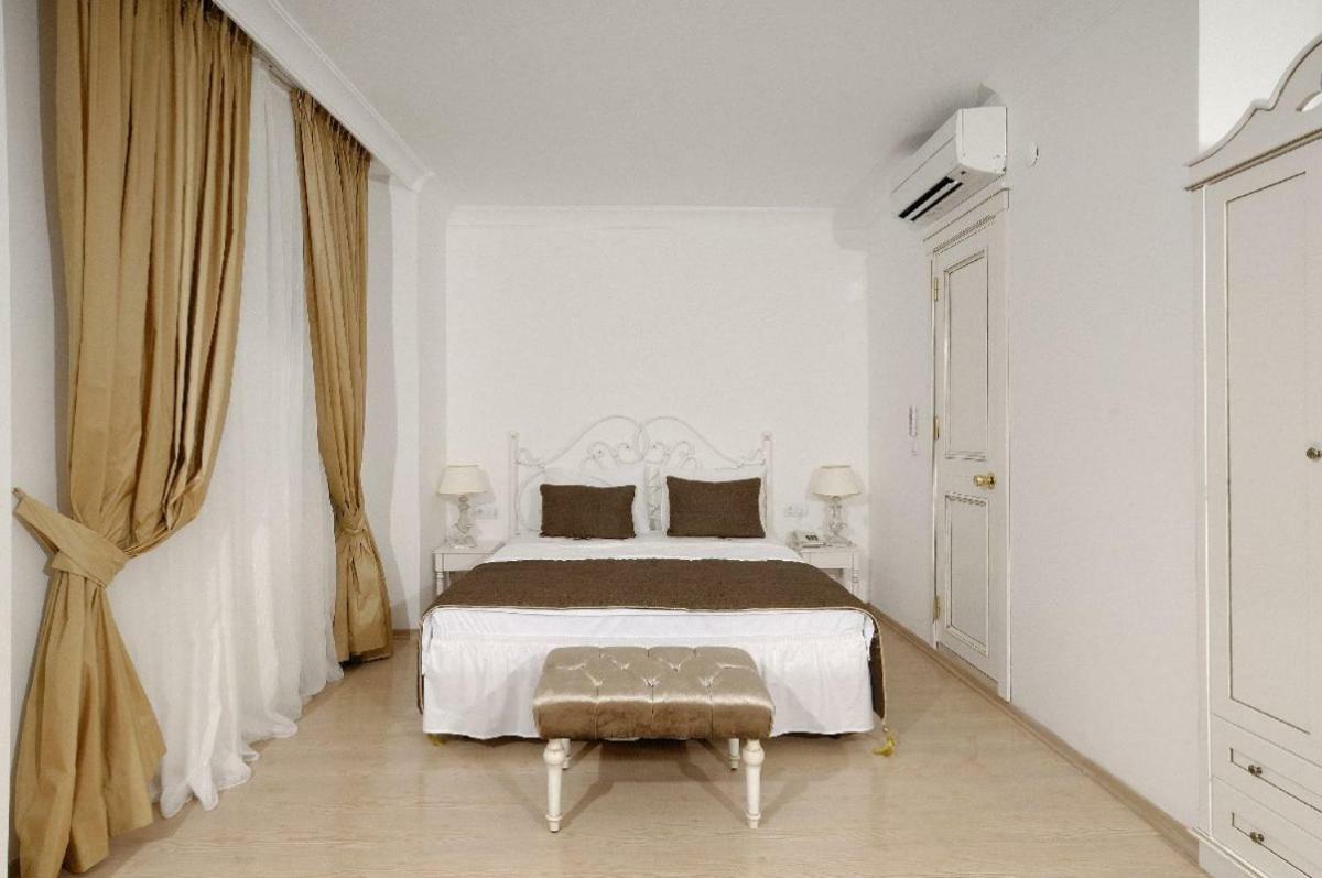 Albeon Luxury Hotel - アラカティ エクステリア 写真