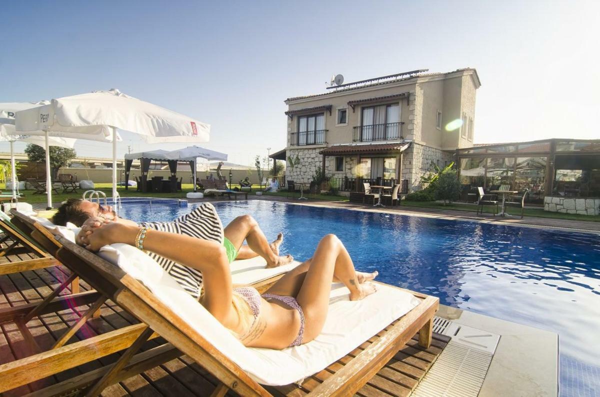 Albeon Luxury Hotel - アラカティ エクステリア 写真