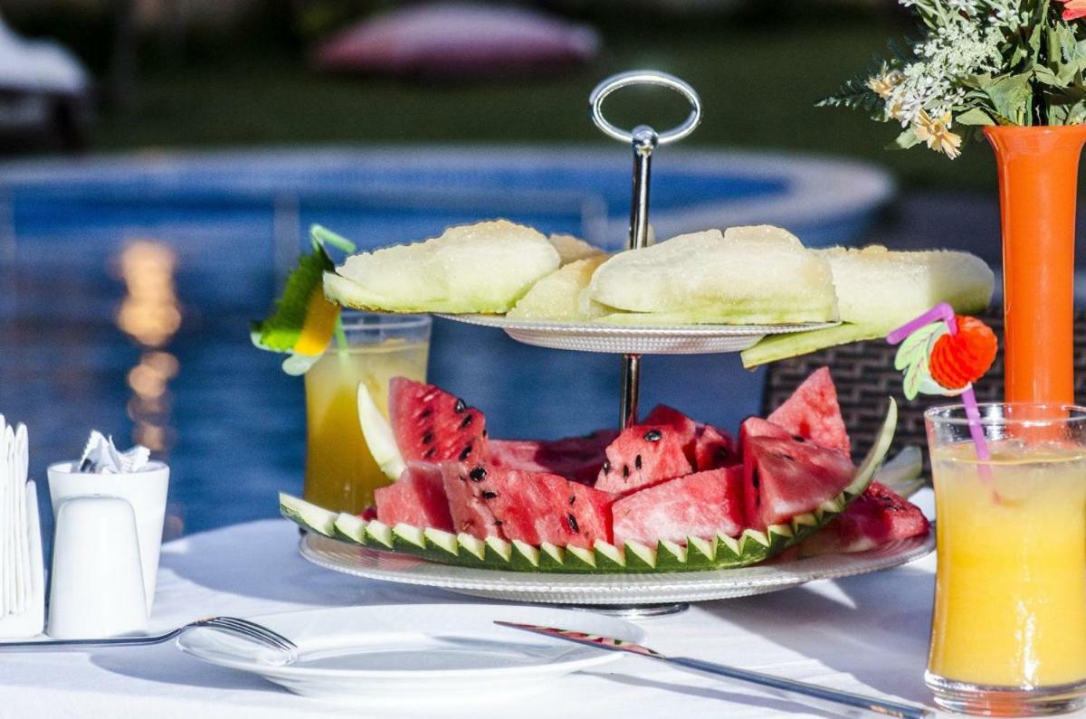 Albeon Luxury Hotel - アラカティ エクステリア 写真